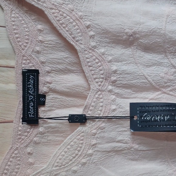 Flora Ashley Embroidery Lace Romantic Soft Pink Butterfly Sleeves Blouse Top - Picture 4 of 5